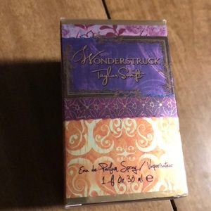 Taylor swift wonderstruck